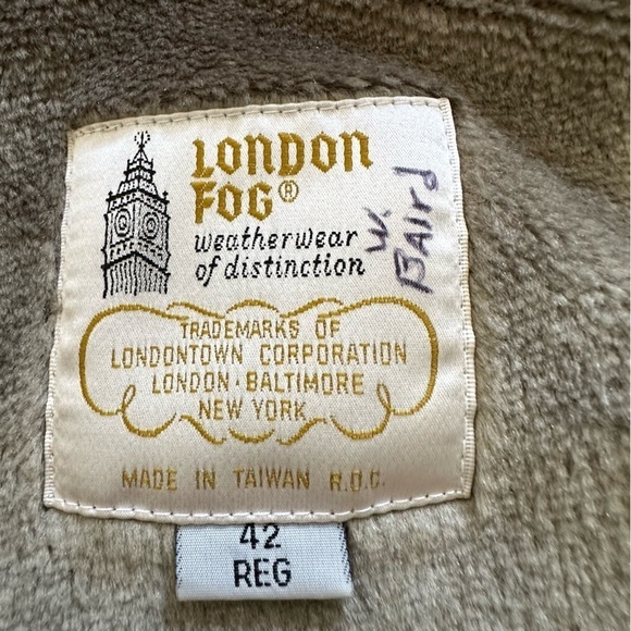 VTG LONDON FOG SHORT LINED TRENCH COAT SIZE 42 - Picture 8 of 13